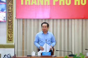 Chủ tịch Nguyễn Văn Được: Đội bóng của UBND TP.HCM 'chỉ có sút chứ không có chuyền'