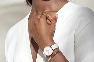 Đồng hồ Daniel Wellington dây vải chính hãng giá bao nhiêu, mua ở đâu?