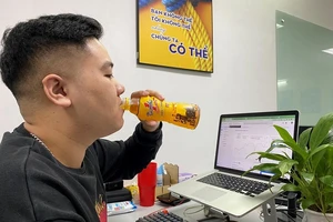 Cách lấy lại tỉnh táo khi làm đêm tăng ca