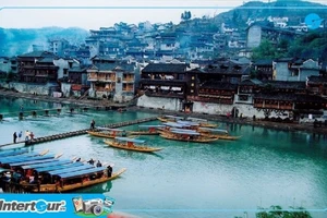 Tour du lịch Phượng Hoàng Cổ Trấn - Trương Gia Giới ngày trở lại