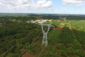 Truyền tải điện 4 ứng dụng công nghệ, giảm chi phí sản xuất