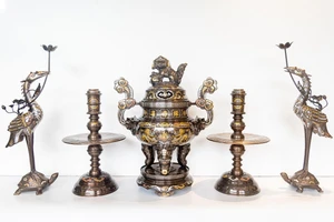 Bộ ngũ sự bằng đồng - nét tinh hoa văn hoá Việt