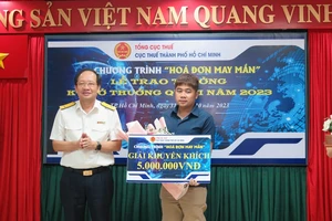 Hóa đơn từ máy tính tiền kết nối cơ quan thuế: Người tiêu dùng hưởng lợi