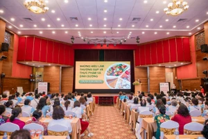 Acecook Việt Nam tiếp tục đồng hành tổ chức chuỗi hội thảo chuyên đề “An toàn thực phẩm và dinh dưỡng đúng cách”