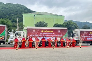 Saigon Co.op cam kết tiêu thụ mận hậu và nông sản tỉnh Sơn La