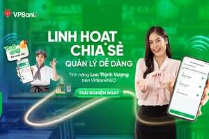Chủ cửa hàng kinh doanh rảnh tay nhờ tính năng chia sẻ biến động số dư trên VPBank NEO