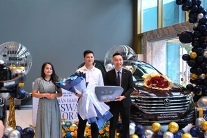 Charm Group chi triệu đô sắm xe sang Volkswagen đưa đón khách hàng Charm Resort Long Hải