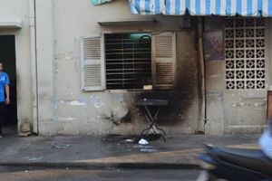 Ngồi nhậu một mình, người đàn ông trung niên bất ngờ tự thiêu