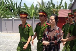 Vợ nguyên bí thư xã giết người, đốt xác thoát án tử?