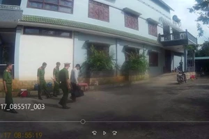 Giết, cướp xong trộm thêm tổ yến và chai rượu Tây