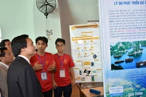 Các “nhà khoa học nhí” tranh tài sáng tạo ​