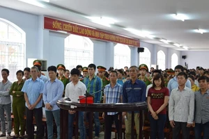 Tuyên án vụ tổ chức đánh bạc, đánh bạc với quy mô khủng