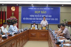 Tổ chức kỳ họp HĐND không dùng văn bản giấy