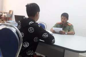 Người livestream Cô Ba Sài Gòn tự đến công an làm việc