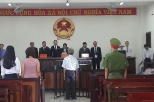 Gần 20g30: Tòa tuyên án ông Nguyễn Khắc Thủy 3 năm tù 