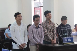 Bốn cha con một gia đình cùng lãnh án vì giết người