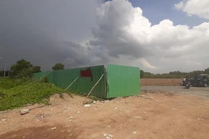 Ngăn chủ đất tự ý làm đường, nghi phân lô bán nền ở Vũng Tàu