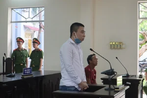 Hoãn xử vụ đánh chết bạn tù vì vắng 2 nhân chứng quan trọng