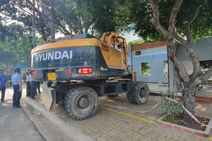 Vũng Tàu: Tháo dỡ 5 ki-ốt tại chung cư Hodeco Plaza