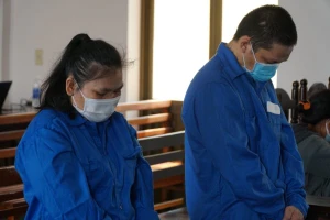 Phạt tù án 2 chị em bắt con, cháu đi ăn xin