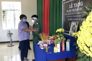 Chiến sỹ trẻ tại Côn Đảo không thể về chịu tang mẹ vì dịch COVID-19