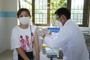 Bà Rịa-Vũng Tàu mong được phân bổ vaccine phòng COVID-19 để 'mở cửa' lại