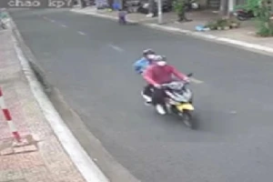 Bắt hai đối tượng chạy xe máy từ TP.HCM xuống Vũng Tàu gây ra nhiều vụ cướp giật dây chuyền