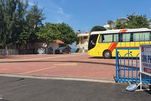 Vũng Tàu: Hết thời hạn bàn giao đất, nhiều doanh nghiệp Bãi Sau vẫn kinh doanh, đón khách