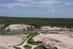 Bà Rịa - Vũng Tàu: Doanh nghiệp xin làm 1,6 km đường ven biển ĐT 994 