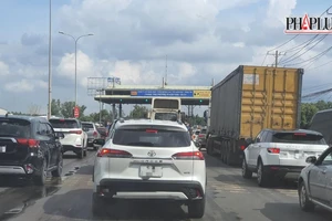 Cử tri hỏi Bộ GTVT vì sao chưa cho thu phí không dừng trên Quốc lộ 51?