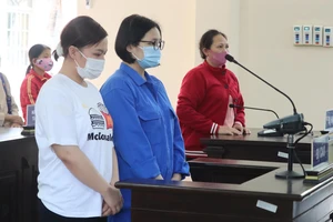 Nữ sinh viên sát hại cha bằng xyanua lãnh án chung thân