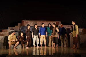 Khắc họa chân thực hình tượng người tù Côn Đảo qua vở kịch 'Người tù trao áo'