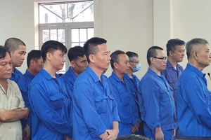 Hoãn xử vụ trục lợi chính sách hỗ trợ tàu cá để triệu tập các công ty đóng tàu 