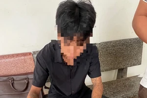 Buộc đưa vào trường giáo dưỡng thiếu niên nhậu say đe dọa chém cha dượng