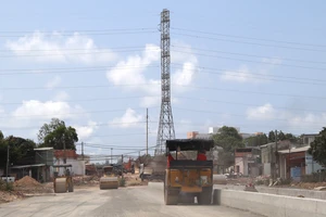 Vũng Tàu di dời lưới điện cao thế trước tháng 6-2024 để làm đường Hàng Điều