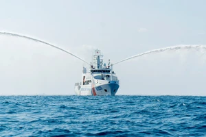 Cảnh sát Biển Việt Nam cùng Lực lượng Bảo vệ bờ biển Ấn Độ diễn tập ứng phó sự cố tràn dầu