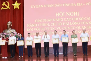 Chấn chỉnh cán bộ ngại thay đổi, tìm lý do “né” áp dụng các ứng dụng về cải cách hành chính