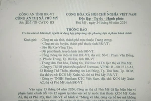 Công an tìm chủ sở hữu của 20 roi điện, gậy cao su, súng...