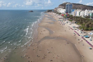 Dự án chỉnh trang Bãi Sau Vũng Tàu: Tạm dừng cưỡng chế 2 doanh nghiệp 