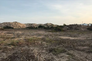 Ủy ban gửi tin báo tội phạm tới công an vì nghi người dân làm giả hồ sơ đất