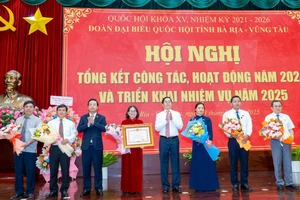 Đoàn Đại biểu Quốc hội tỉnh Bà Rịa – Vũng Tàu nhận Bằng khen của Thủ tướng
