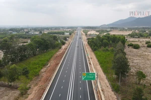 Bà Rịa – Vũng Tàu: Thông xe kỹ thuật cao tốc Biên Hòa - Vũng Tàu vượt tiến độ 8 tháng 