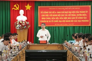 Phó Bí thư TP.HCM Nguyễn Phước Lộc làm việc với 7 Đảng ủy phường, xã về chuẩn bị Đại hội