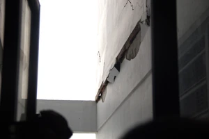 Chậm xử lý vết nứt tường tại chung cư PVC-IC-Diamond, chủ đầu tư bị nhắc nhở