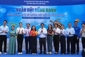 Hoa hậu Kiều Duy cùng hàng trăm người làm sạch biển Côn Đảo