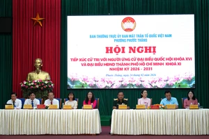 Ứng viên ĐBQH và đại biểu HĐND TP.HCM tiếp xúc cử tri bầu cử sớm