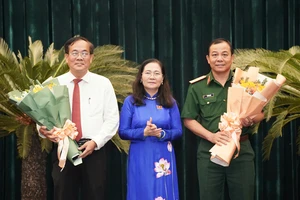 HĐND bầu bổ sung 2 Ủy viên, miễn nhiệm 7 Ủy viên UBND TP.HCM