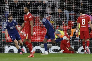 Liverpool ngậm ngùi chia tay Champions League trước PSG