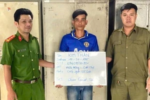 Công an bắt nhanh đối tượng cướp giật dây chuyền vàng của thiếu nữ 