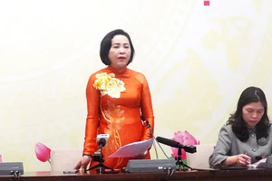 Cập nhật: Lúc 16 giờ, 5/34 tỉnh thành có tỉ lệ cử tri đi bầu đạt sát mức 100%